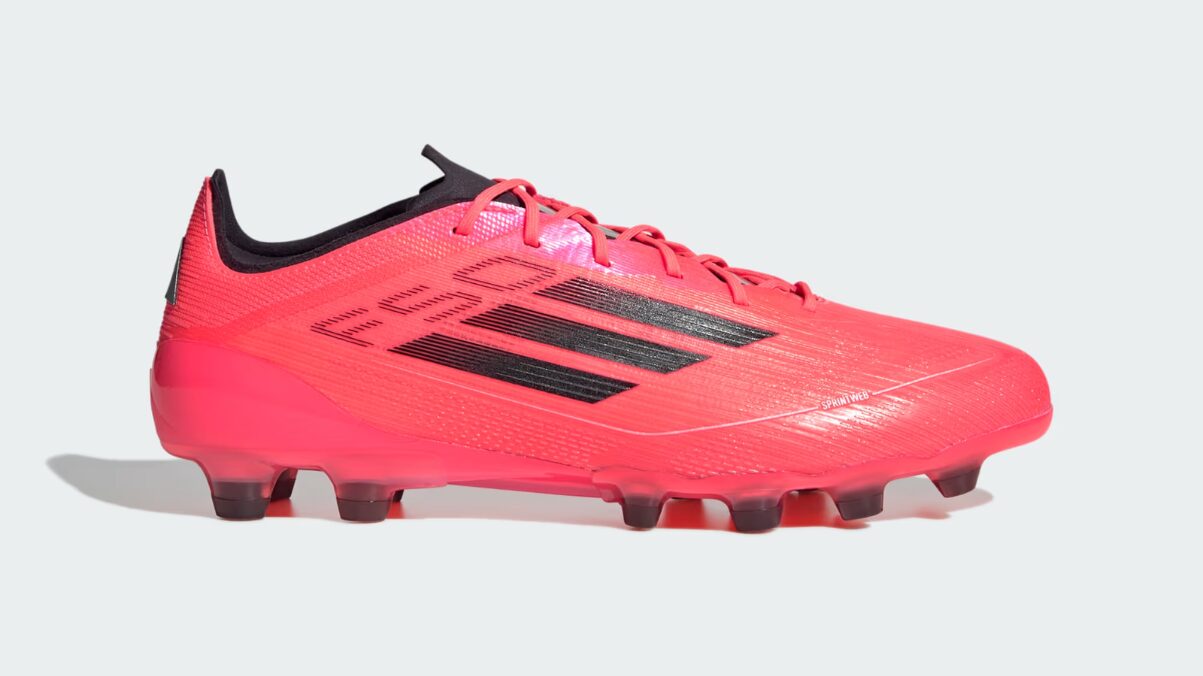 F50 ELITE HGの特徴をレビュー!軽さ・フィット感・グリップ力を徹底検証